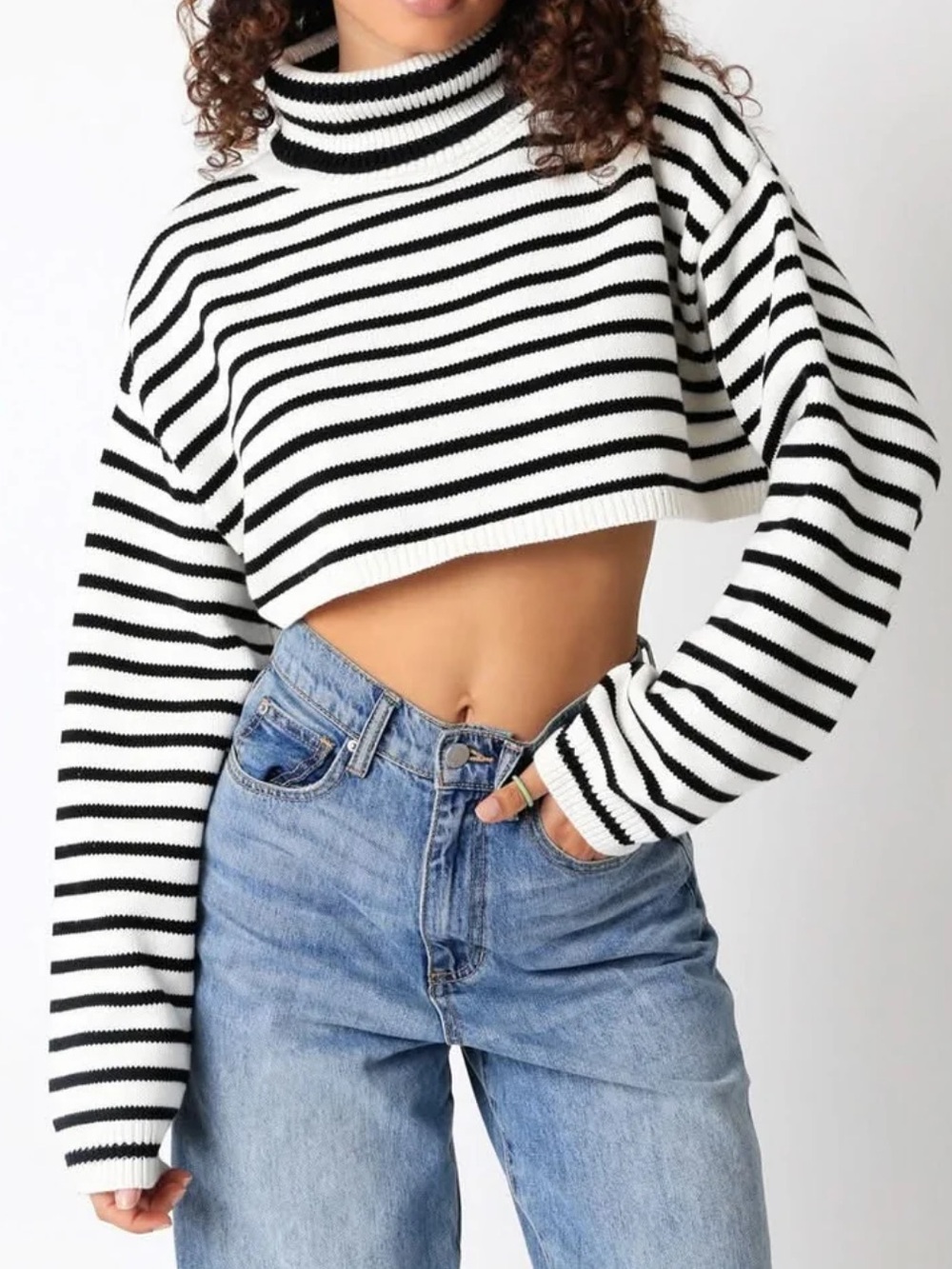 Olivaceous Sweater Womens L White Black Striped Turtleneck Cropped Knit